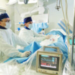 Istorinė operacija Izraelyje – pirmoji stuburo smegenų transplantacija Assuta klinikoje kartu su Tel Avivo universitetu